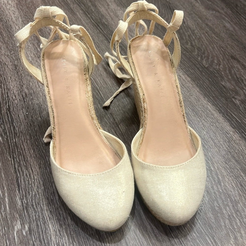 Kelly and katie size 8 lace up espadrille wedges